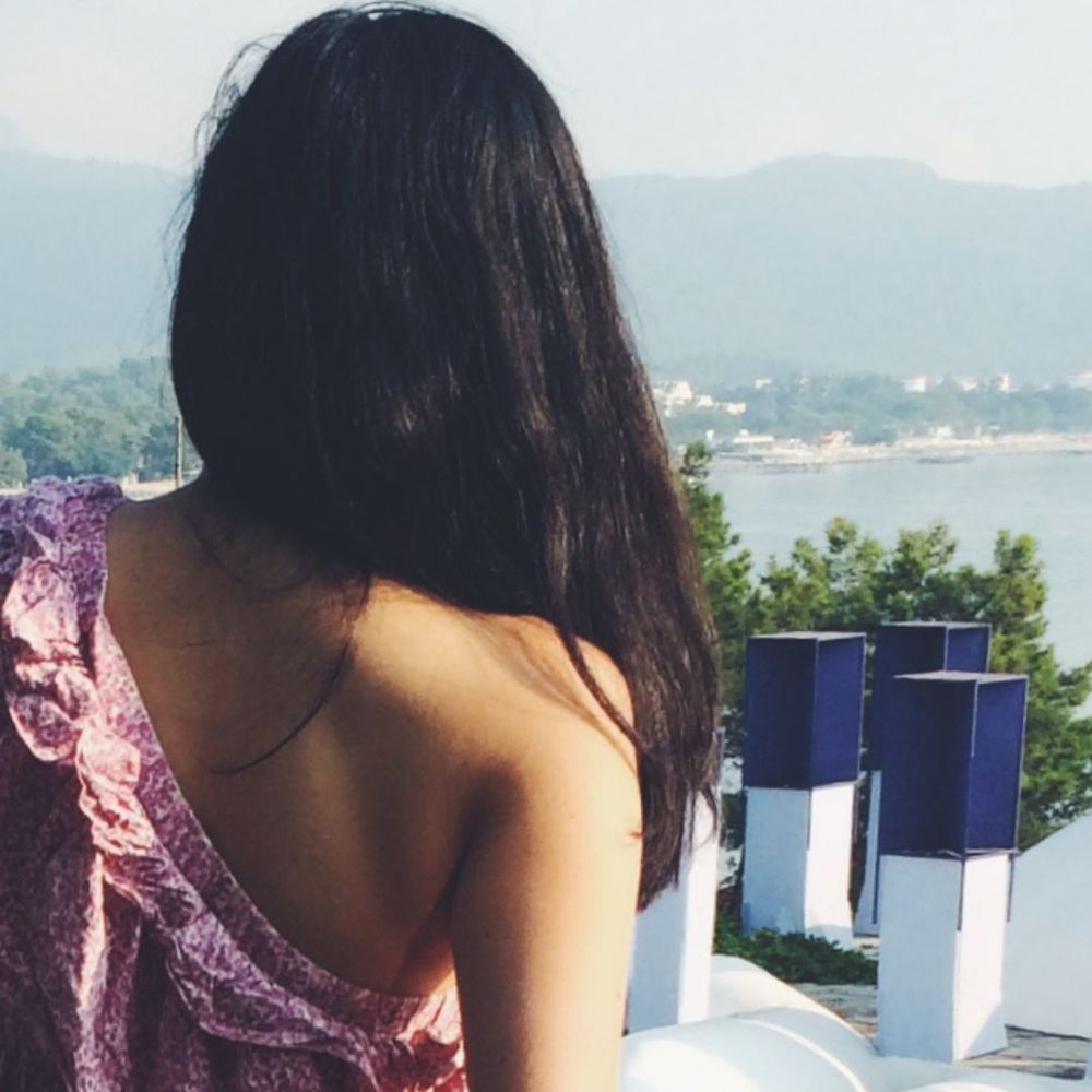 Meet your Posher, Ainur